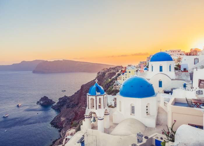 Greece: An Island for Every Traveller | Dealchecker Blog 2022