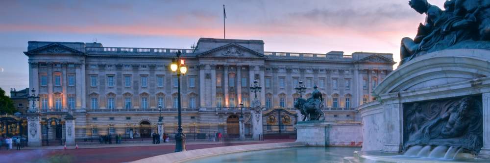 Buckingham Palace as dusk