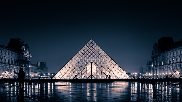 The Louvre Museum at night 